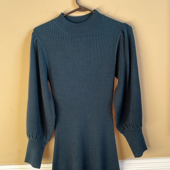 Gorgeous midi sweater dress!! - Picture 1 of 5